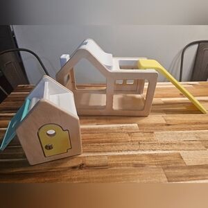 Lovevery Play House w/ Garage